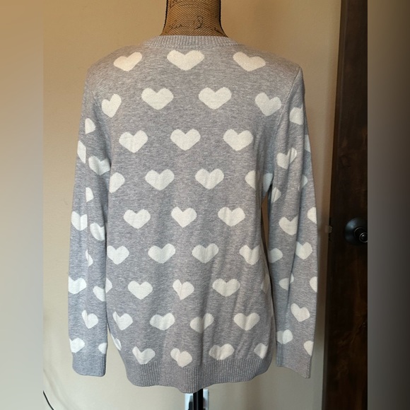 Cute petite heart sweater-never worn! - Picture 2 of 2